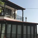 Xenios Pensión 3*