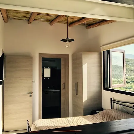 Guest house Xenios